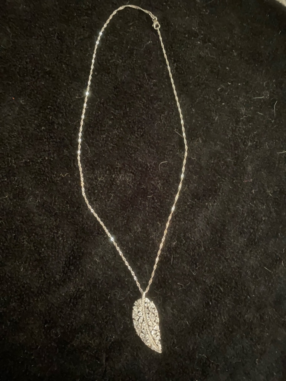 Crystal Pavé Leaf Pendant Necklace - Silver Tone
